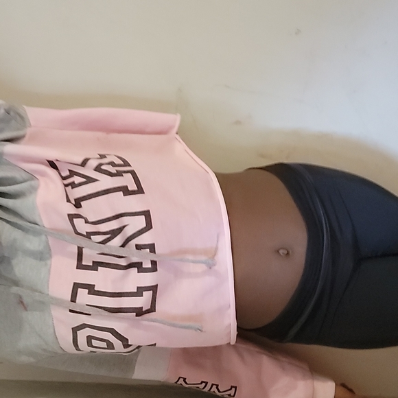 HAND CUT CROP TOP - Picture 3 of 4